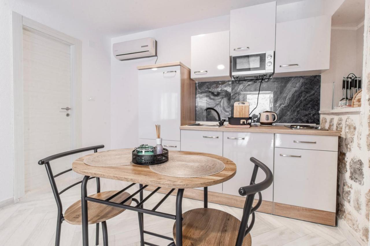 Apartments Florian Лопуд Экстерьер фото