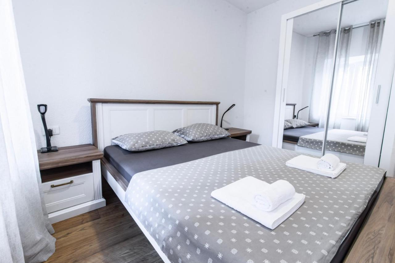 Apartments Florian Лопуд Экстерьер фото