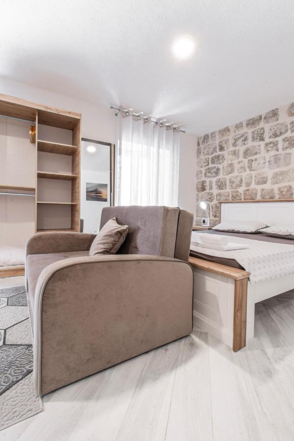 Apartments Florian Лопуд Экстерьер фото