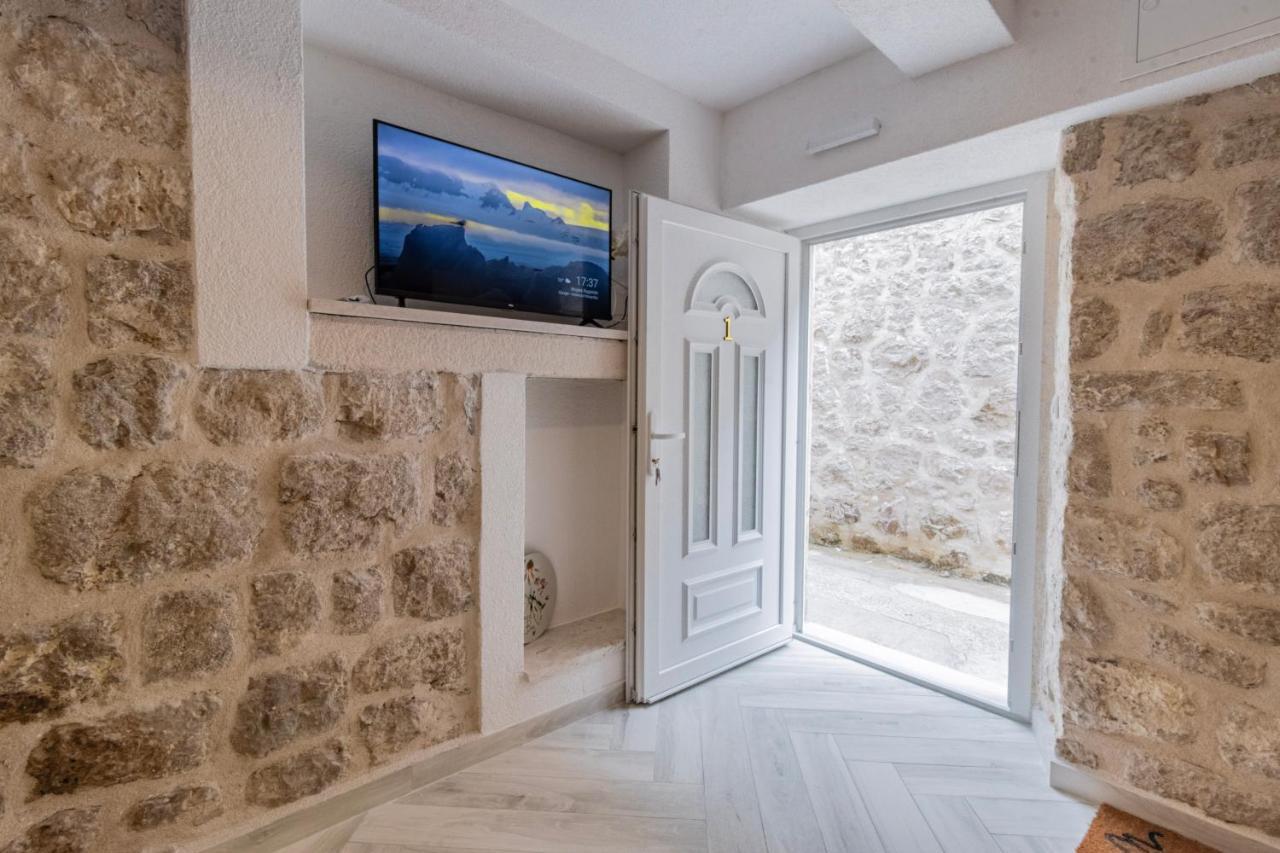 Apartments Florian Лопуд Экстерьер фото